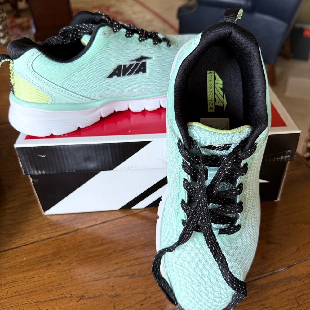 Avia Women's shoes Avi-Factor 2.0 Sneakers size 8.5 Aqua/black